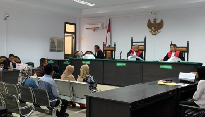 Kasus Korupsi BST di Poptim, Hakim Pertanyakan 55 Barcode dan Data Palsu
