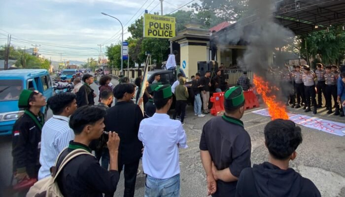 HMI Badko Desak Polda Gorontalo Tangkap Bos Besar Pemasok Rokok Ilegal