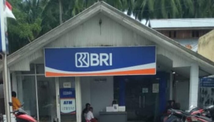 Pemasangan Plang di Rumah Nasabah Desa Tahele, Pinca BRI: Segera Lakukan Evaluasi