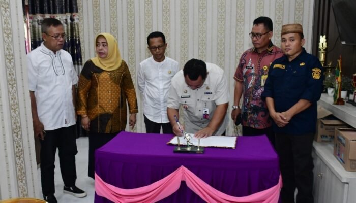 Herdi Poha Resmi Jadi Plt Kadis Perhubungan Pohuwato