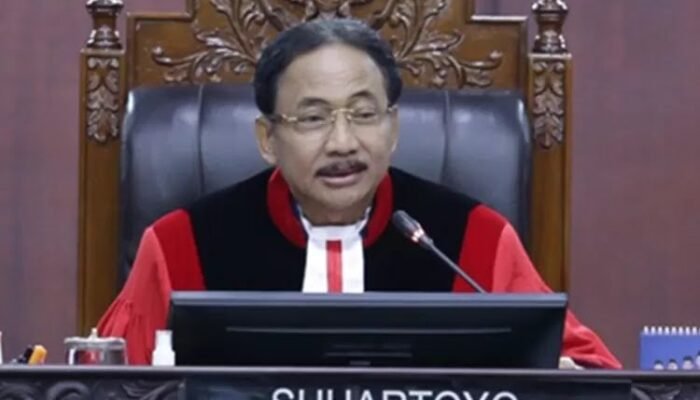 Permohonan Perpanjangan Masa Jabatan Kepala Desa Ditolak MK