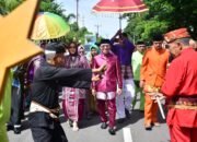 Iwan Adam Jalani Prosesi Adat Moloopu Sebagai Wakil Bupati Pohuwato