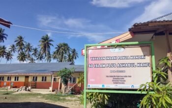 Tambang Emas Untung Besar, Sekolah Anak Negeri Terabaikan