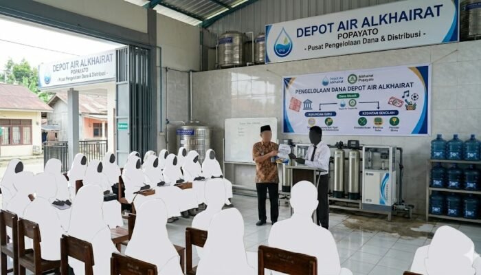 Pengelola Depot Air Alkhairat Popayato Jelaskan Pemanfaatan Dana untuk Mendukung Guru dan Kegiatan Sekolah