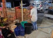 YR TIM Kolaborasi Tak Hanya Salurkan Air Bersih, Warga Diingatkan Waspada Kebakaran