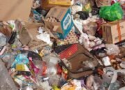 Sampah Menumpuk di Tiga Gedung Rusunawa Pohuwato, Warga Keluhkan Bau Busuk