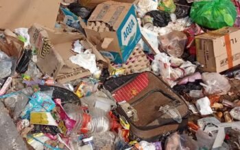 Sampah Menumpuk di Tiga Gedung Rusunawa Pohuwato, Warga Keluhkan Bau Busuk