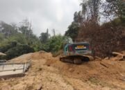 Pani Gold Mine Bantu PDAM dalam Pengerukan Sedimentasi Air Terang 